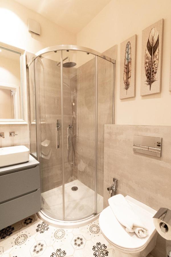 Black Gate - Quiet Studio In The Heart Of Old Town With Free Private Secured Parking 브라쇼브 외부 사진